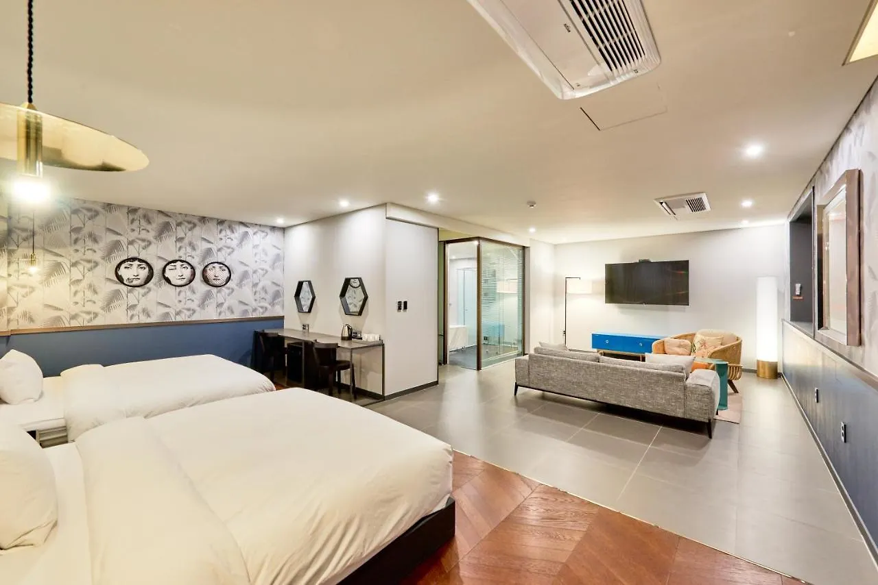 Brown Dot Hotel Songjung Pusan